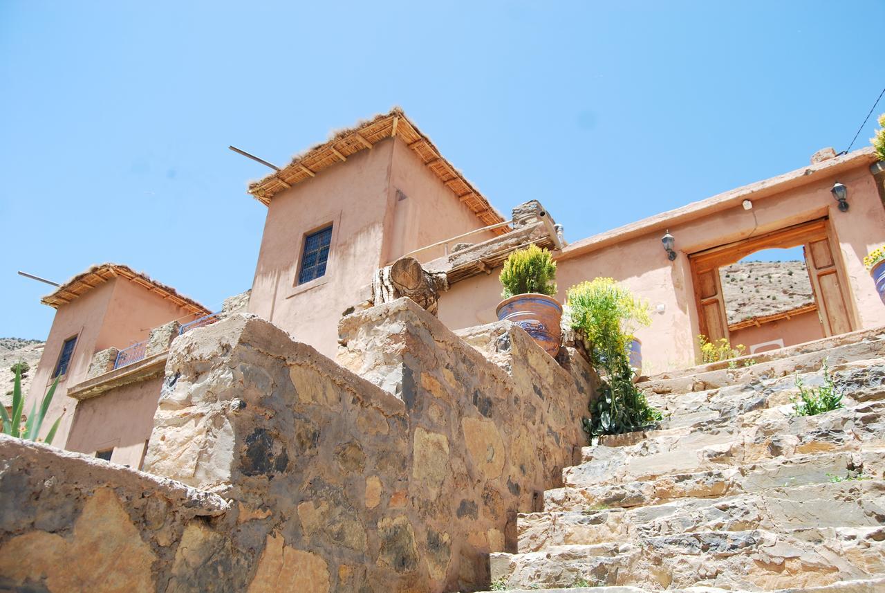 Kasbah Ait Bouguemez Hotell Agouti Exteriör bild