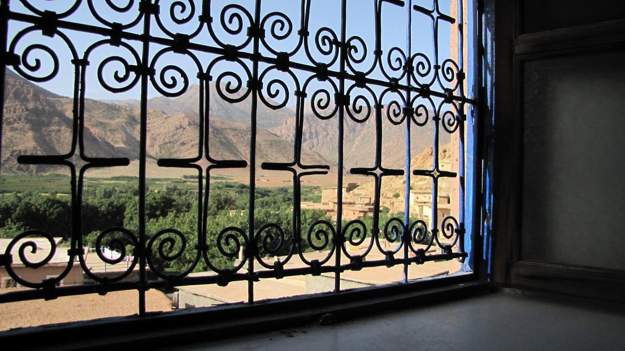 Kasbah Ait Bouguemez Hotell Agouti Exteriör bild